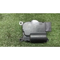 моторчик привода заслонок отопителя VW Touareg 2002-2010 2006 52411483