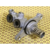 Главный тормозной цилиндр Nissan Juke F15 2013 460101KA0A