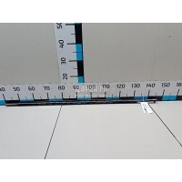 Накладка стекла переднего правого Toyota Avensis II (2003 - 2008) 7571020491