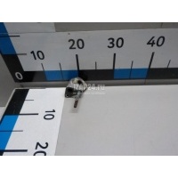Кронштейн (сопут. товар) VAG Polo Classic (1995 - 2002) 036131818A