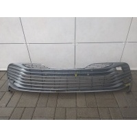 Заглушка (решетка) в бампер передний Toyota Camry XV70 2019 5310233220, 5310233160, 5311333040