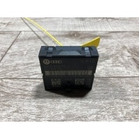 Кнопка регулировки сидения Audi Q7 4L 2013 8K0959772E
