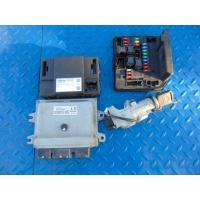 Блок управления mec93 - 620 1.6 16v bsi комплект qashqai
