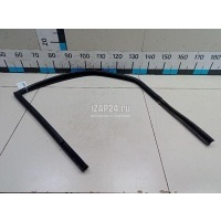 Уплотнитель стекла двери Renault Logan (2005 - 2014) 823308414R