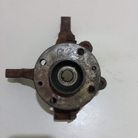 Кулак поворотный передний правый Renault Logan (2005 - 2014) 6001548866