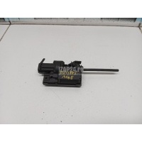 Активатор замка крышки бензобака Renault Megane II (2003 - 2009) 8200305732