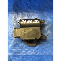 Электропривод заслонки отопителя Audi A4 B6 (2000—2006) 8E 8E5 8EC 8ED B6 2002 8E2820511C
