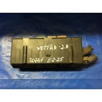 Блок предохранителей Opel Vectra B рестайлинг (1999—2002) 36 38 1999 90504296