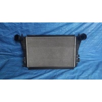 Интеркулер Volkswagen Passat B6 (2005—2010) 3C2 3C5 2006 3C0145805P