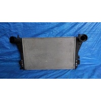 Интеркулер Volkswagen Passat B6 (2005—2010) 3C2 3C5 1K0145803L