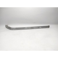 Накладка (ресничка) правой фары Mercedes-Benz C-класс W202 (1993—1997) W202 2028260877