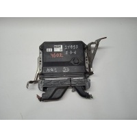 Блок управления двигателем Toyota Auris E150 (2006—2010) NRE150 ZR150 ZZE150 2006 8966112B00