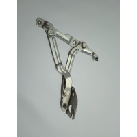 Петля багажника правая Volkswagen Passat B5 (1996—2001) 3B 3B2 3B5 8D5827302C