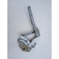 Петля капота правая Volkswagen Passat B6 (2005—2010) 3C2 3C5 2007 3C0823302D