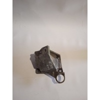 Кронштейн опоры КПП Audi A6 C4 (1994—1997) 4A 4A2 4A5 45 4A0399114P