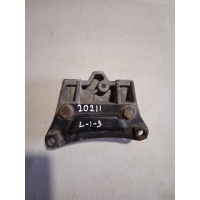 Кронштейн опоры КПП Volkswagen Golf Mk5 (2003—2009) 1K1 9B3 2006 1K0199111D
