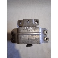 Опора ( подушка ) двигателя Volkswagen Passat B6 (2005—2010) 3C2 3C5 2006 3C0199555N