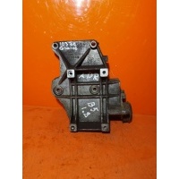 Кронштейн компрессора кондиционера Volkswagen Passat B5 (1996—2001) 3B 3B2 3B5 058260885C