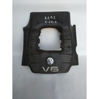 Накладка декоративная (на двс) Volkswagen Passat B5 (1996—2001) 3B 3B2 3B5 078103927Q