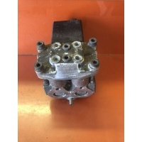 Блок (насос) ABS Audi A6 C4 (1994—1997) 4A 4A2 4A5 45 4A0614111A