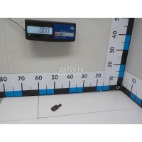 Выключатель концевой Nissan Titan (2003 - 2015) 25300AT300