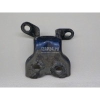 Петля двери передней левой нижняя Toyota CorollaVerso (2001 - 2004) 6874002040