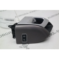 Ручка задней двери внутренняя RH Land Rover Range Rover Sport L494 2013 LR066546