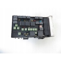 Блок предохранителей chrysler voyager iv 04869000aj