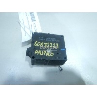 Моторчик заслонки отопителя Mitsubishi Pajero/Montero Sport (K9) (1997 - 2008) MR568355