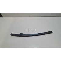 Направляющая стекла двери Nissan Almera N16 (2000 - 2006) 822229M700