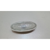 Повторитель поворота белый Nissan Almera N16 (2000 - 2006) 26160BN40A