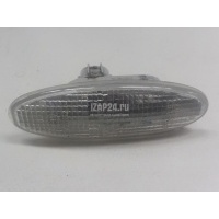 Повторитель на крыло белый Suzuki Liana (2001 - 2007) 3641054G01