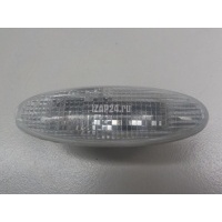 Повторитель на крыло белый Suzuki Liana (2001 - 2007) 3641054G01