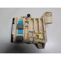 Блок предохранителей Toyota Camry V40 (2006 - 2011) 8273006510