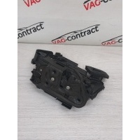 Замок боковой двери Skoda Octavia A7 2018 5TA839016E