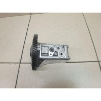 Насос масляный Toyota Land Cruiser (200) 2008 151A051020