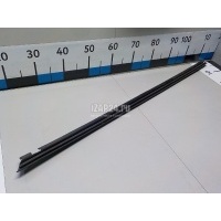 Накладка стекла переднего правого VAG Polo (2001 - 2009) 6Q3837472B9B9