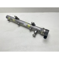 топливная рампа Volkswagen Touareg 2008 057130764F