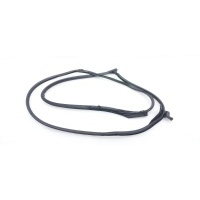 Уплотнитель двери Toyota Land Cruiser 200 2014 6786260150