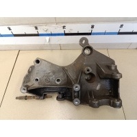 Кронштейн генератора RENAULT Megane II 2002-2009 8200357679