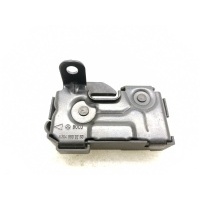Замок капота Mercedes-Benz C-Class W204 A2048800260