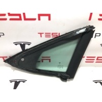 Стекло кузовное боковое левое Tesla Model S 2013 6007188-00-F,1051820-00-E