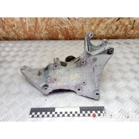 Кронштейн генератора Mitsubishi Space Star 2004 8200115762