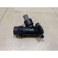 Фланец системы охлаждения в сборе с датчиком t Volkswagen Passat B6 (2005—2010) 2007 06F121133A, 06A919501A