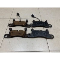 Комплект задних тормозных колодок Volkswagen Touareg II (2010—2014) 2012 7P6698451