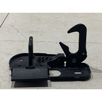 Крюк капота Volkswagen Passat B6 (2005—2010) 2007 3C0823480