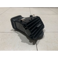 Дефлектор воздушный правый пассажира Volkswagen Touareg II (2010—2014) 2011 7P1819704A UBN