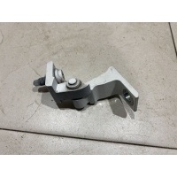 Петля двери правая Audi A4 B8 (2007—2012) 2009 8K0831402B