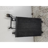 Радиатор охлаждения (конд.) Audi A4 B5 (1994-2001) 2000 8D0260401g