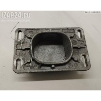 Кронштейн двигателя опорный Audi A4 B6 (2001-2004) 2004 8E0199335K
